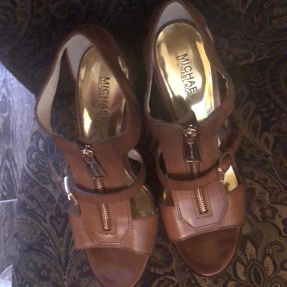 Michael Kors shoes - Picture 6 of 6